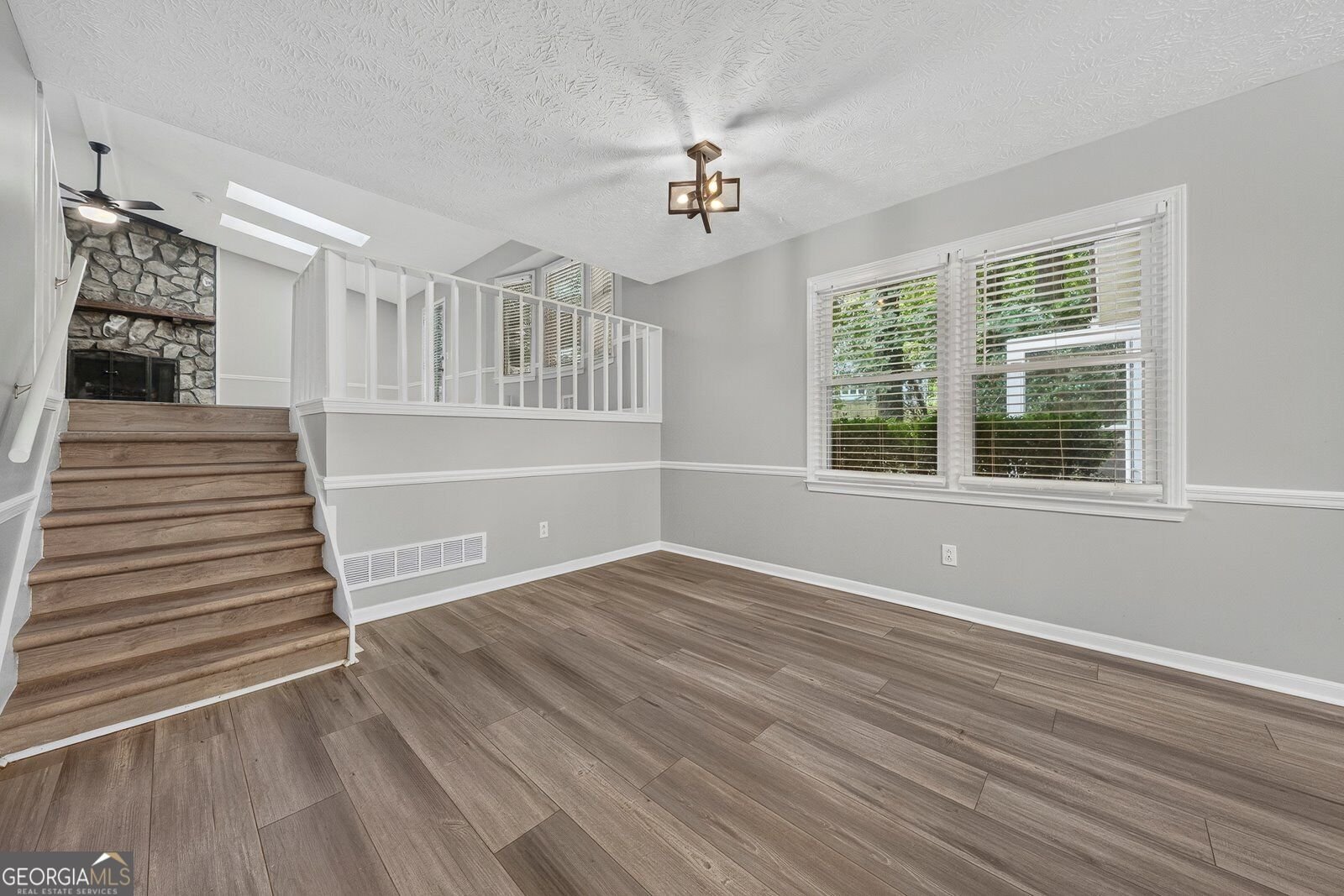 917 Andover Court Woodstock - Photo 15
