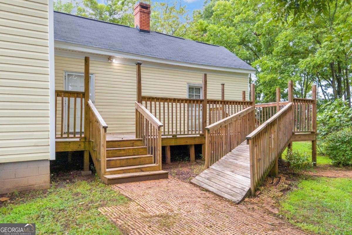 5270 Gainesville Street Flowery Branch - Photo 38