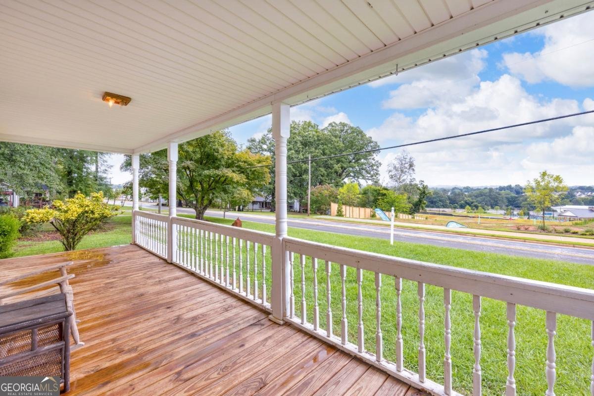 5270 Gainesville Street Flowery Branch - Photo 6