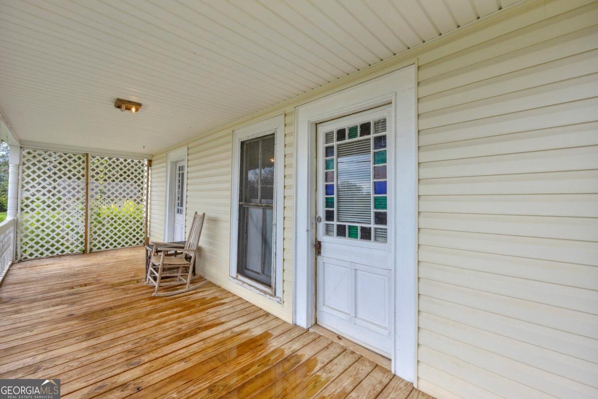 5270 Gainesville Street Flowery Branch - Photo 7