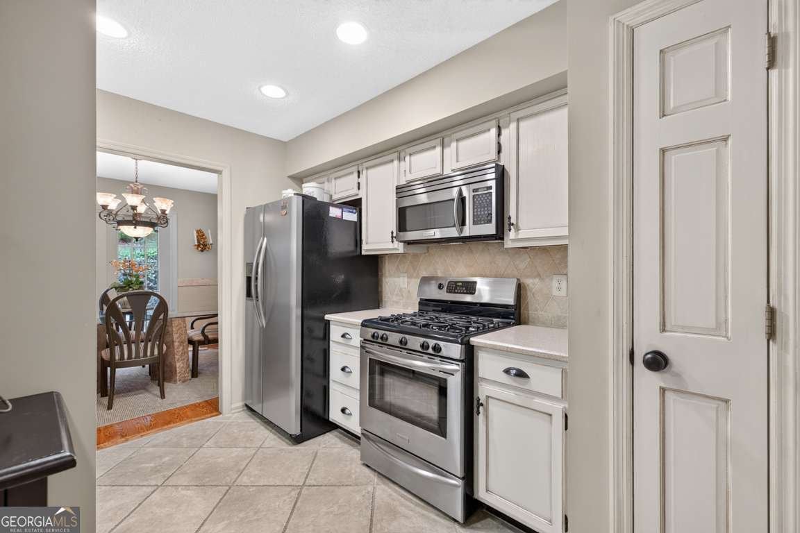 868 Edgewater Circle Marietta - Photo 6