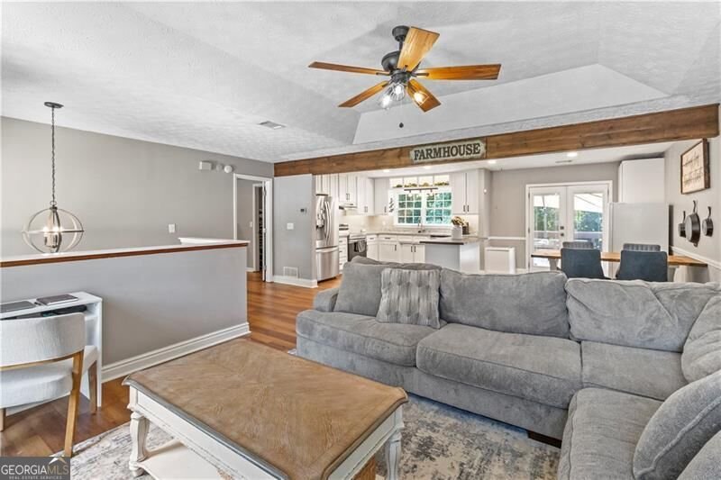 1476 Chateau Circle Lawrenceville - Photo 6