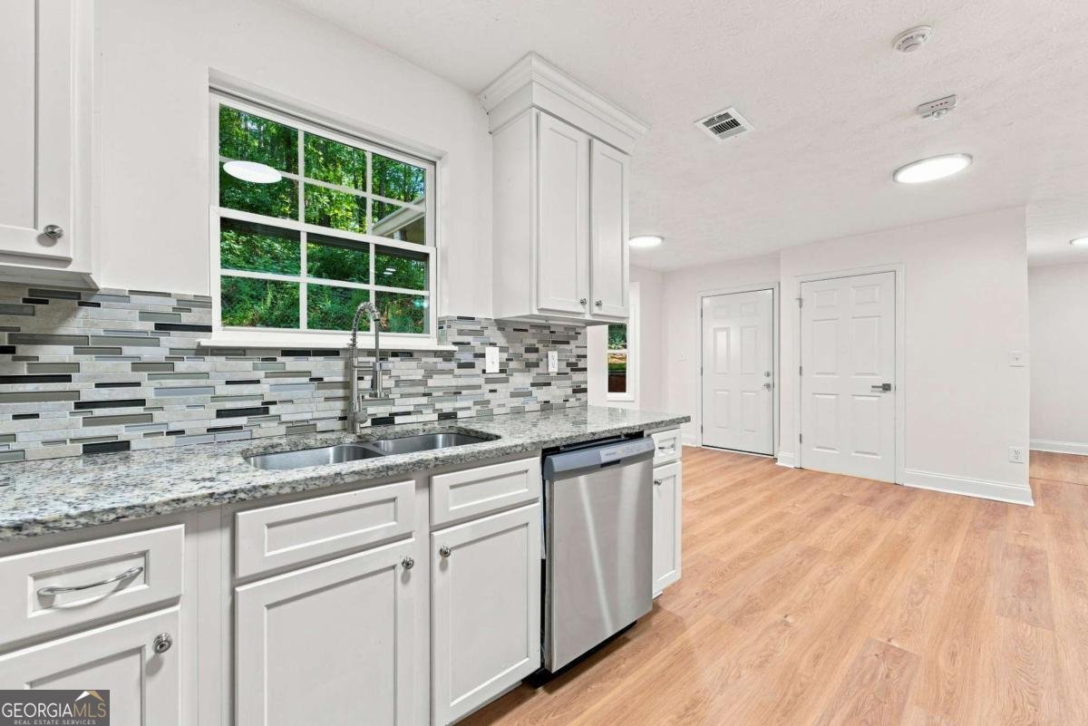 1338 Armstead Circle Monroe - Photo 13