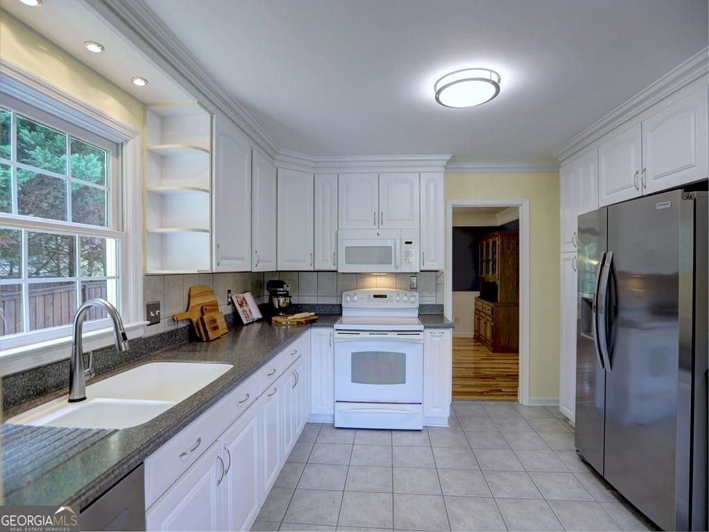 3425 Old Suttons Way Marietta - Photo 11