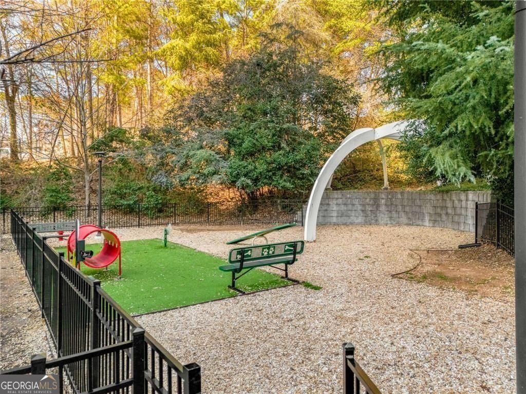 795 Hammond Drive Atlanta - Photo 31