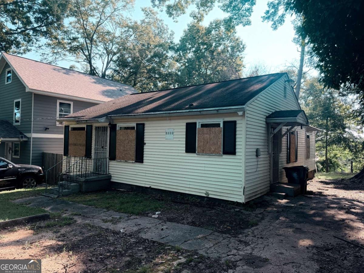 2772 Palm Drive East Point - main photo