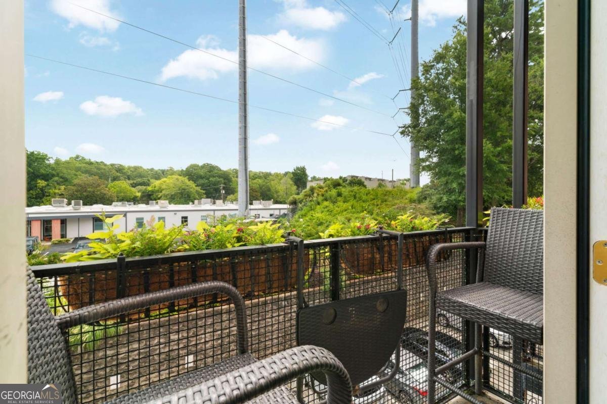 560 Dutch Valley Road Atlanta - Photo 27