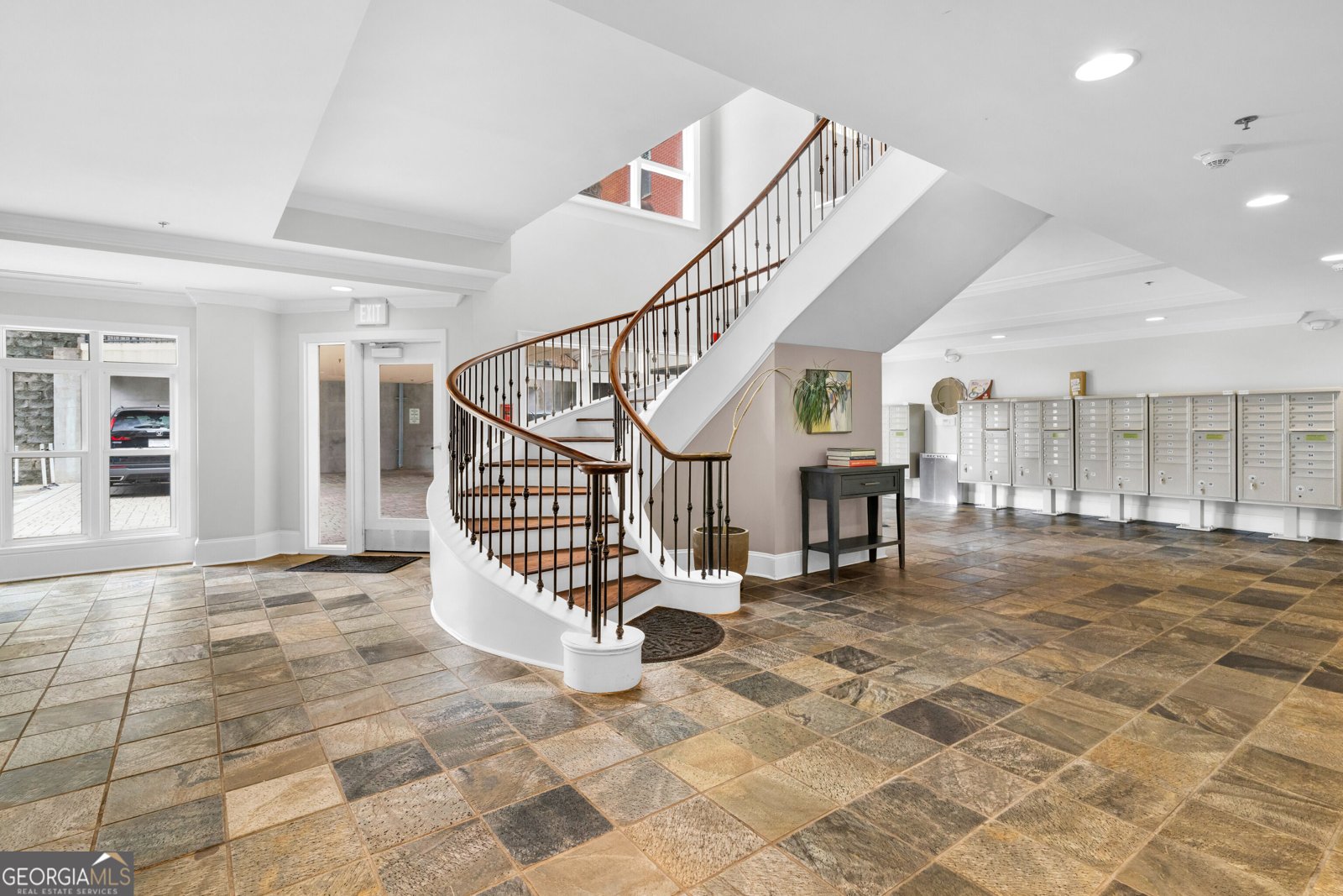 560 Dutch Valley Road Atlanta - Photo 50