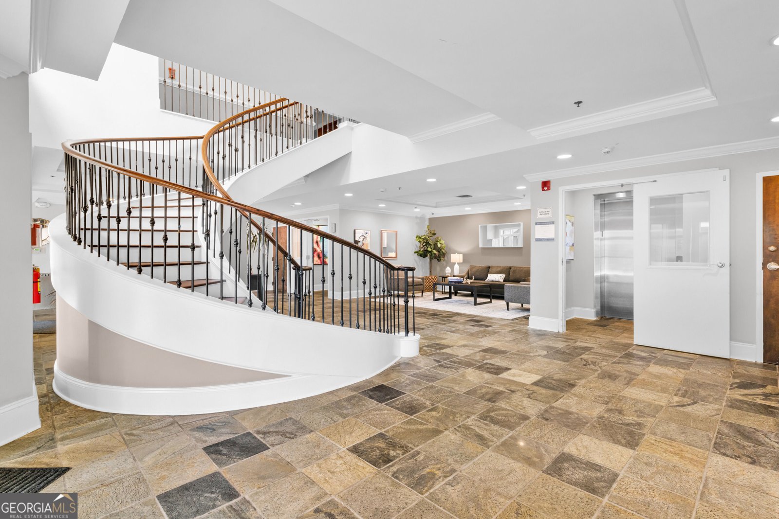 560 Dutch Valley Road Atlanta - Photo 51