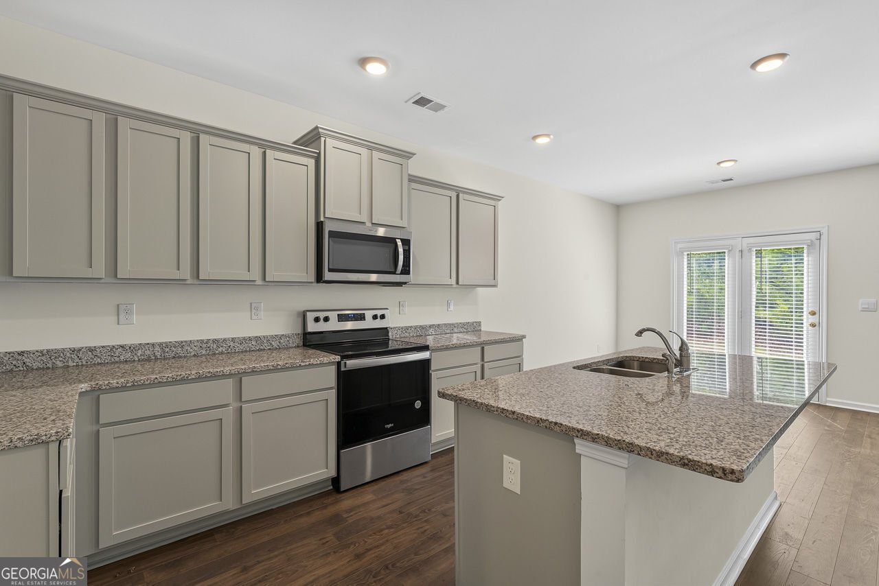 174 Hampton Circle McDonough - Photo 13