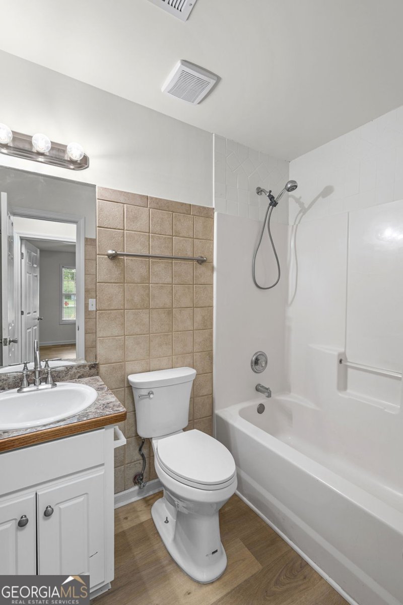 408 Wilshire Lane Bethlehem - Photo 15