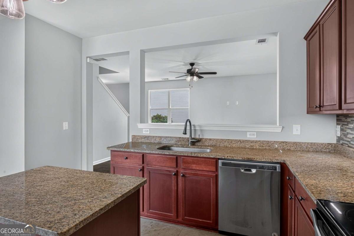 95 Hamilton Grove Drive Pooler - Photo 10