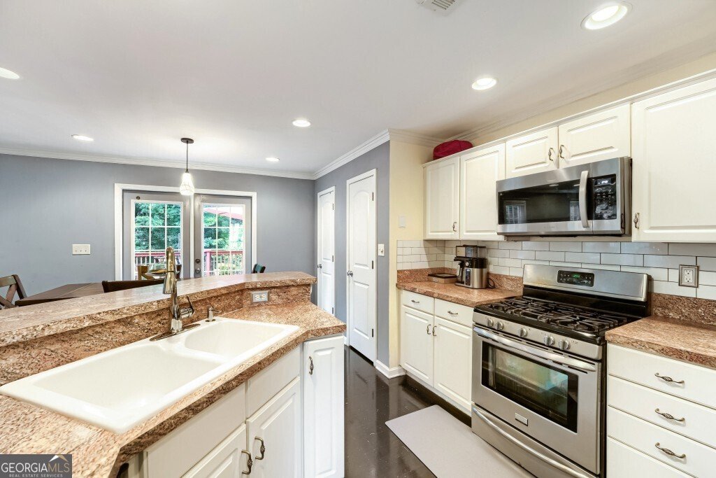 4644 Egret Court Austell - Photo 9