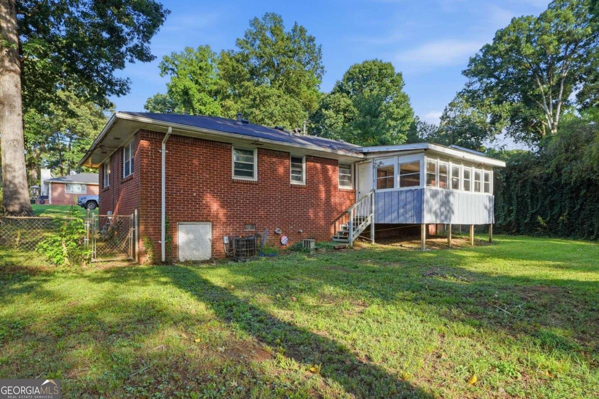 5911 Meadowview Road Rex - Photo 19