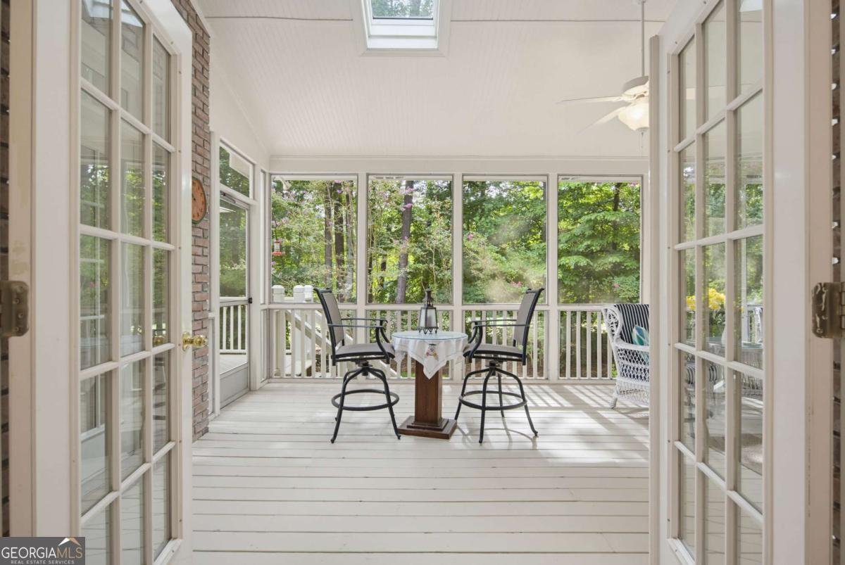 5570 Stoneleigh Drive Suwanee - Photo 17