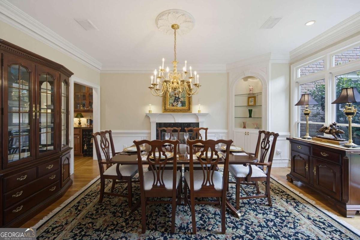 5570 Stoneleigh Drive Suwanee - Photo 6