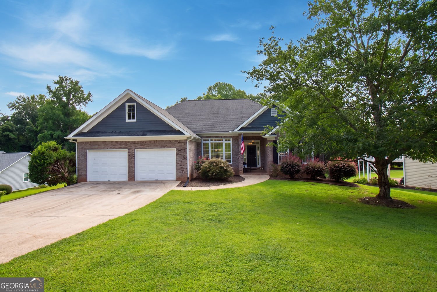 93 Overlook Circle Dawsonville - main photo