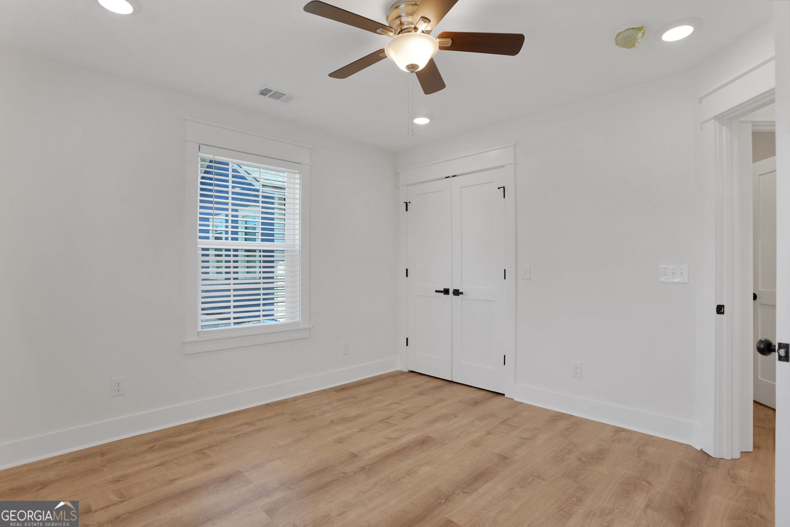 615 38th Street Savannah - Photo 30