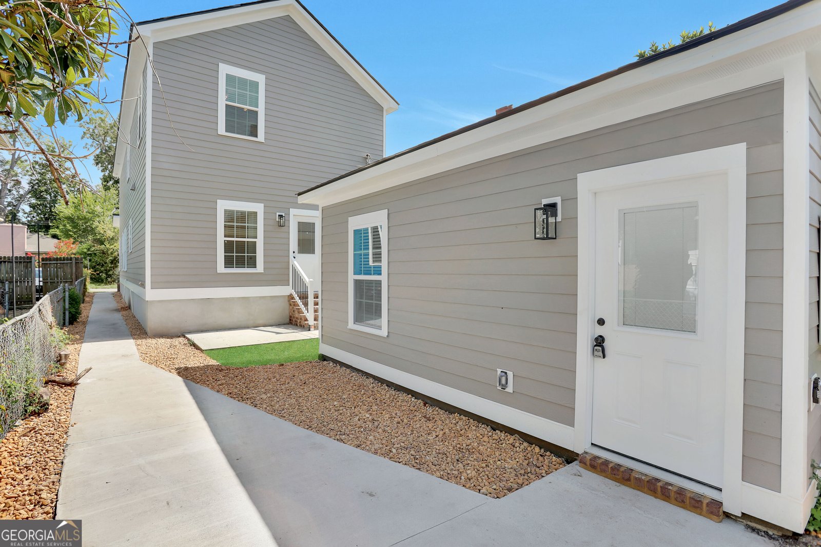 615 38th Street Savannah - Photo 6