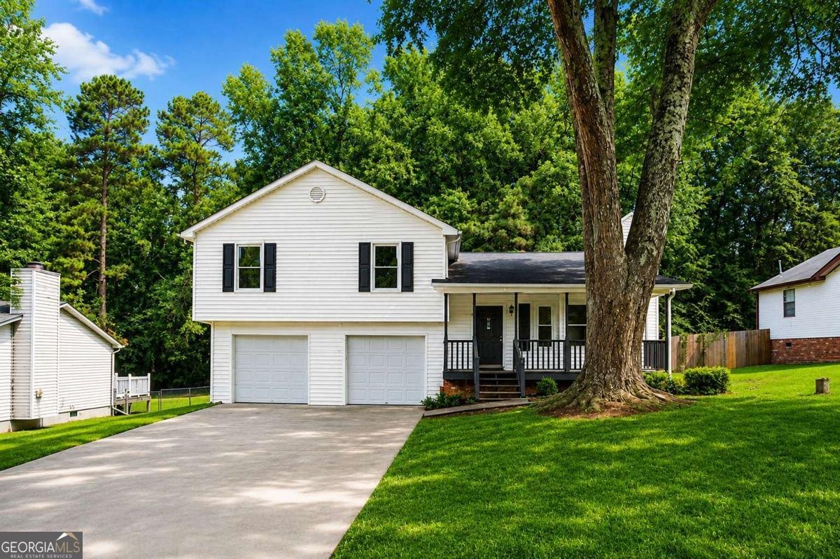 1731 Rose Garden Lane Loganville - main photo