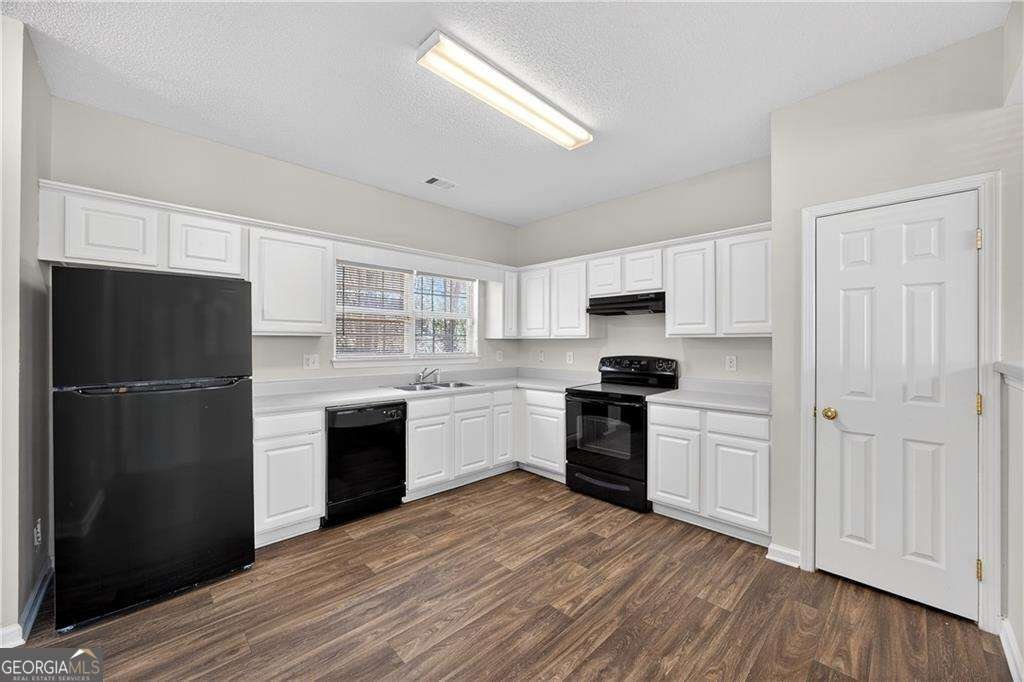 7614 Creekside Lane Riverdale - Photo 9