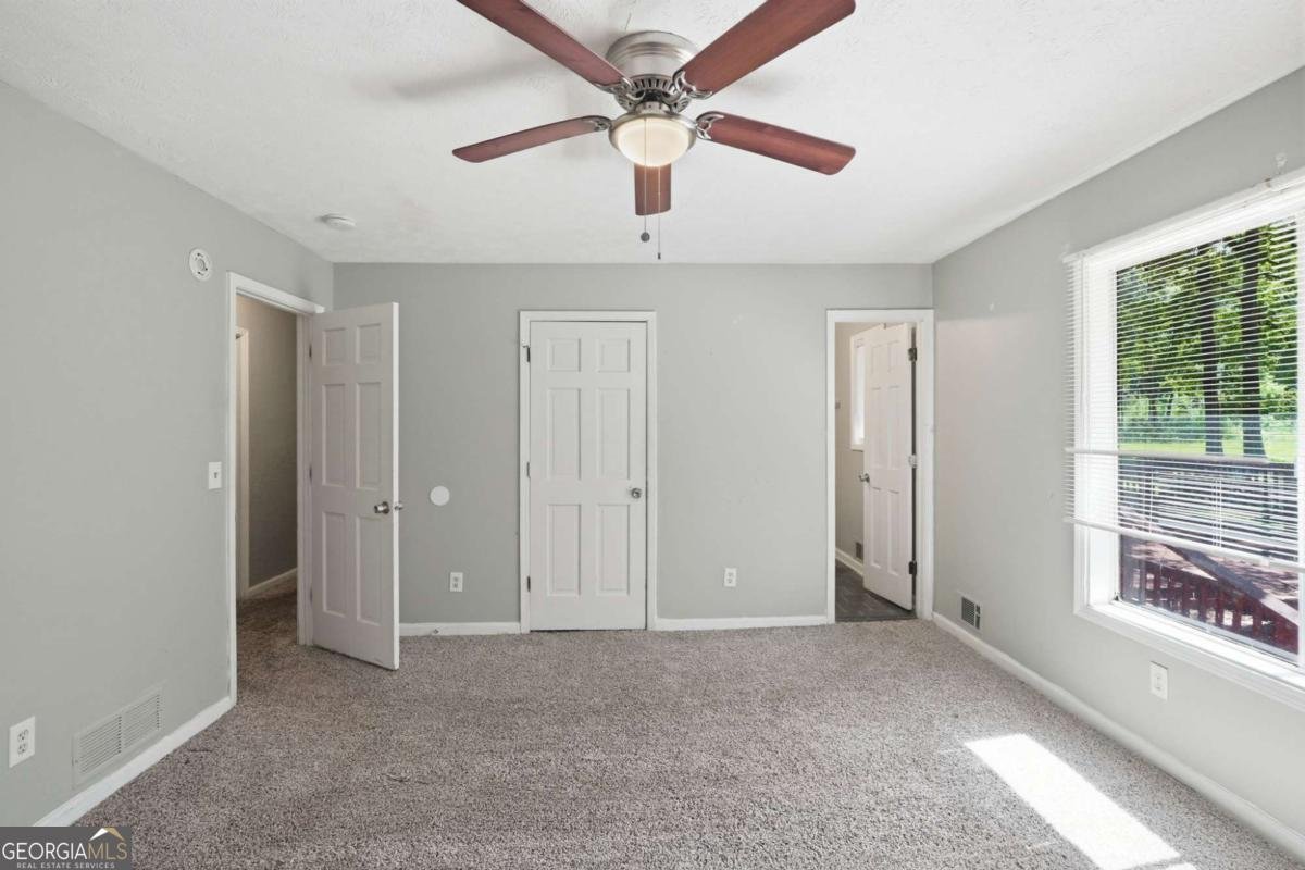 473 Raven Springs Trail Stone Mountain - Photo 15