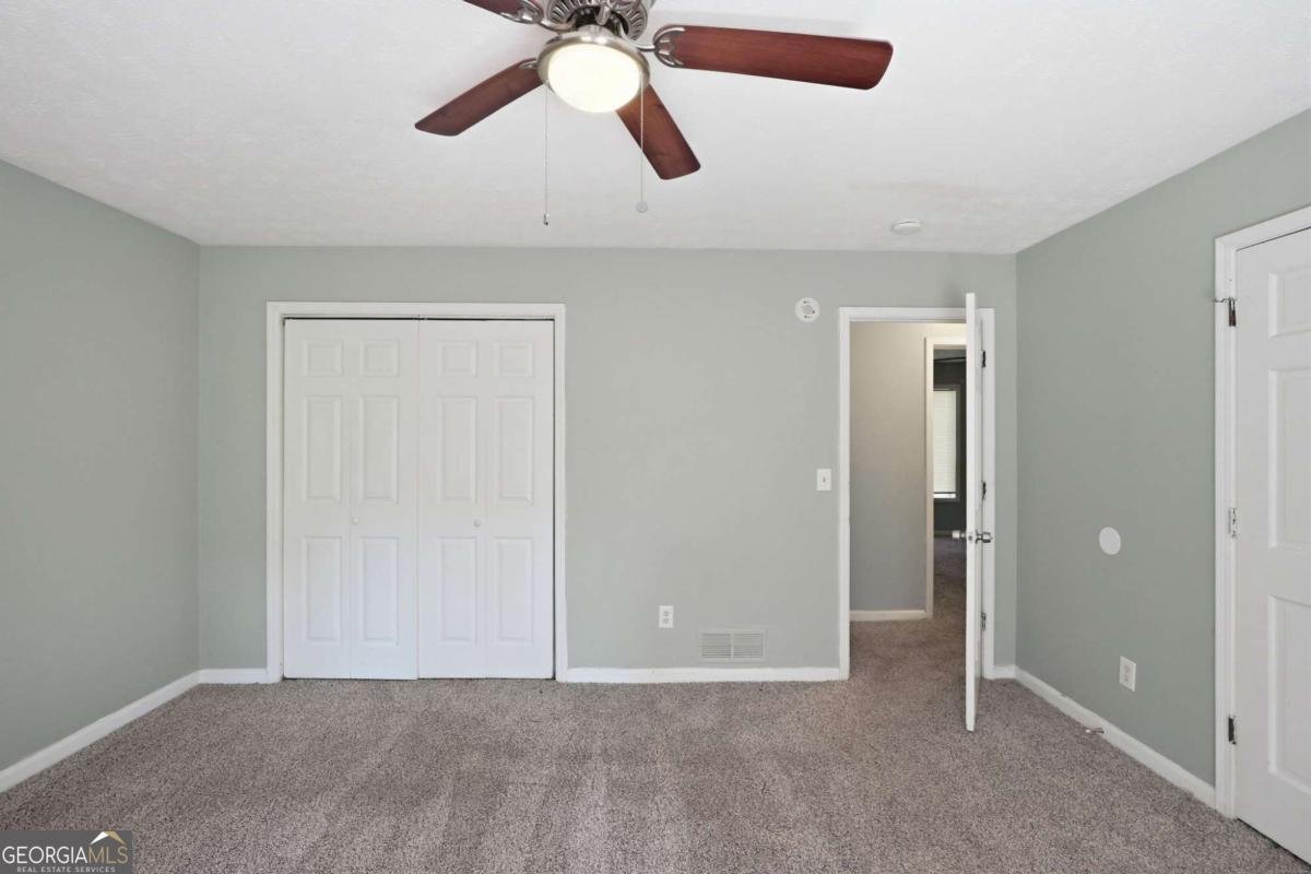 473 Raven Springs Trail Stone Mountain - Photo 16