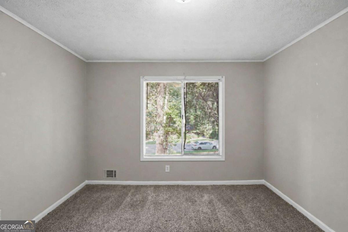 473 Raven Springs Trail Stone Mountain - Photo 17