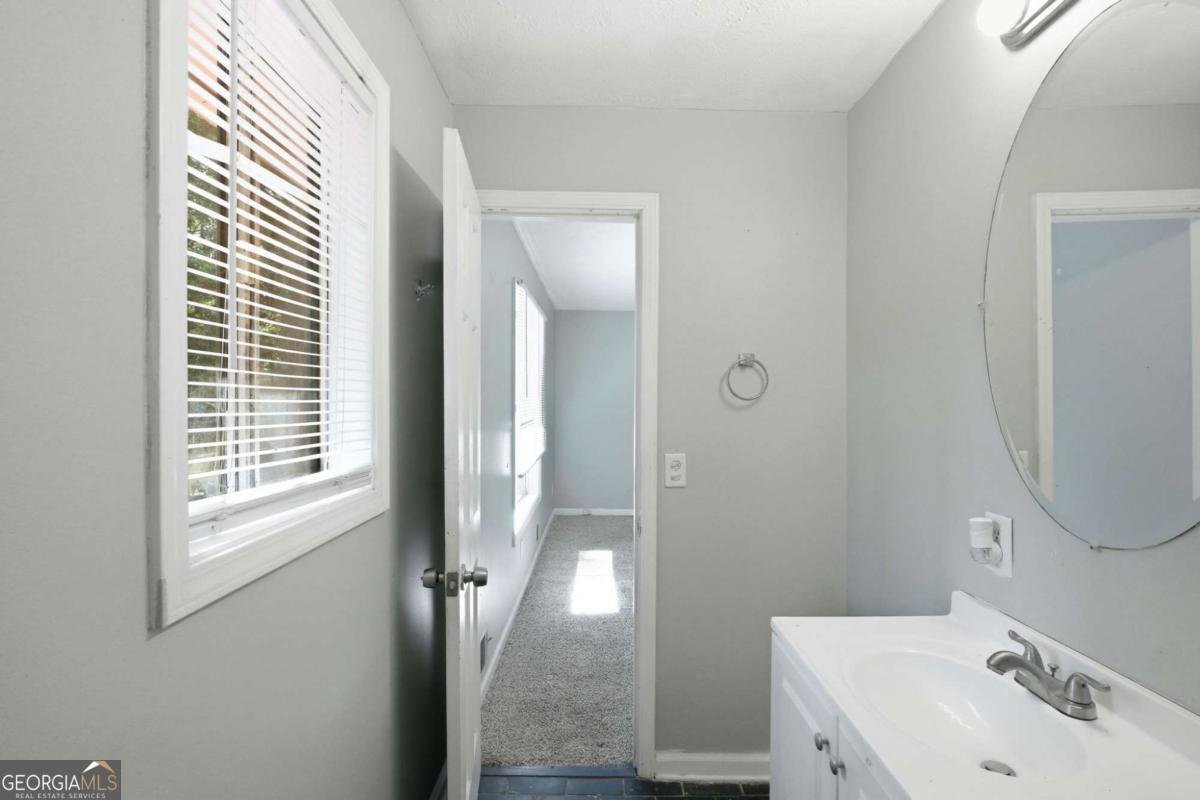 473 Raven Springs Trail Stone Mountain - Photo 24