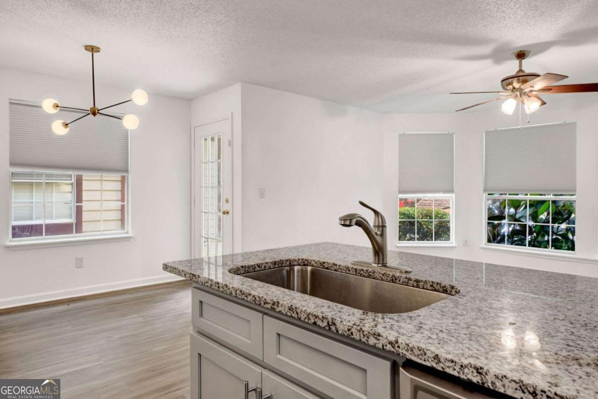 1004 Sandy Lane Drive Alpharetta - Photo 11