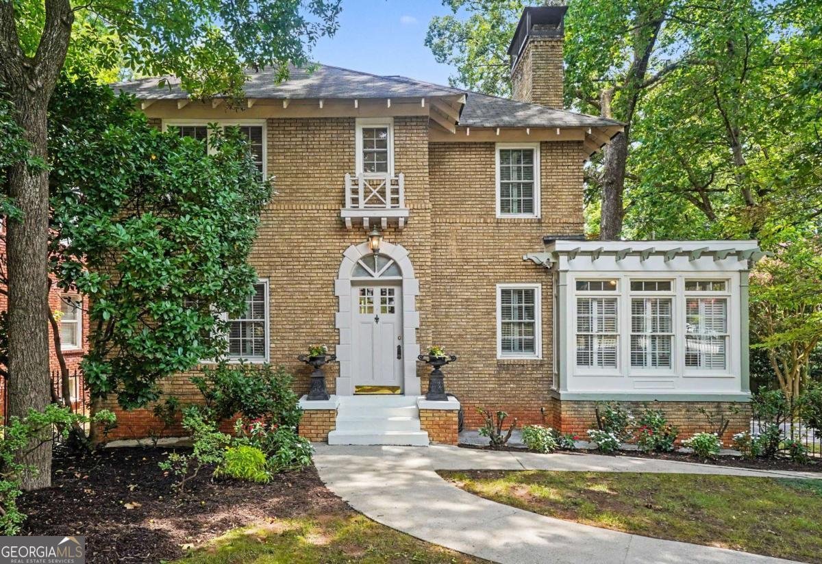 1180 Cameron Court Atlanta - main photo