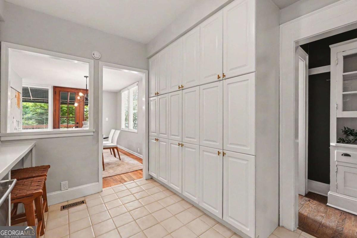 1180 Cameron Court Atlanta - Photo 10