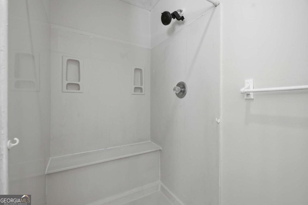 26 8th Street Emerson - Photo 10