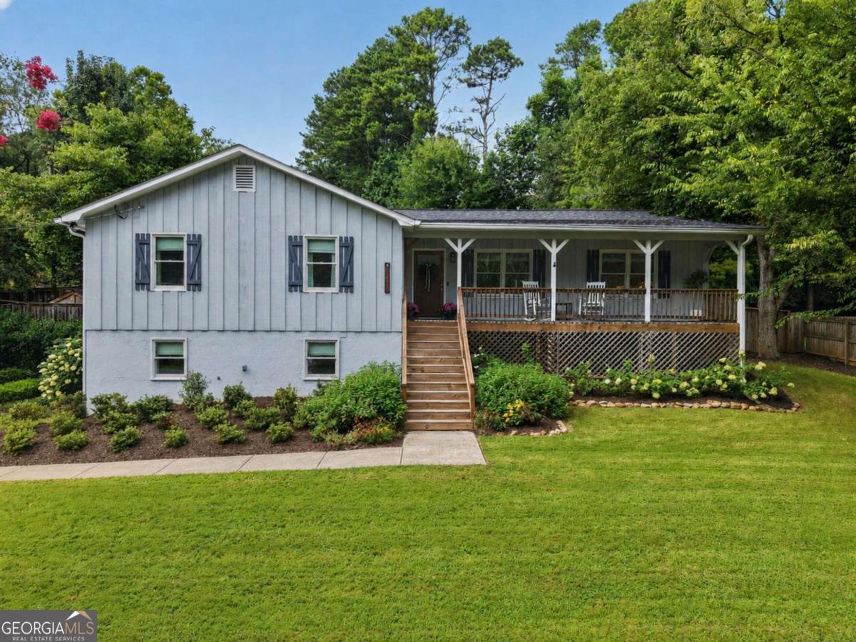 2036 Kellogg Creek Road Acworth - main photo
