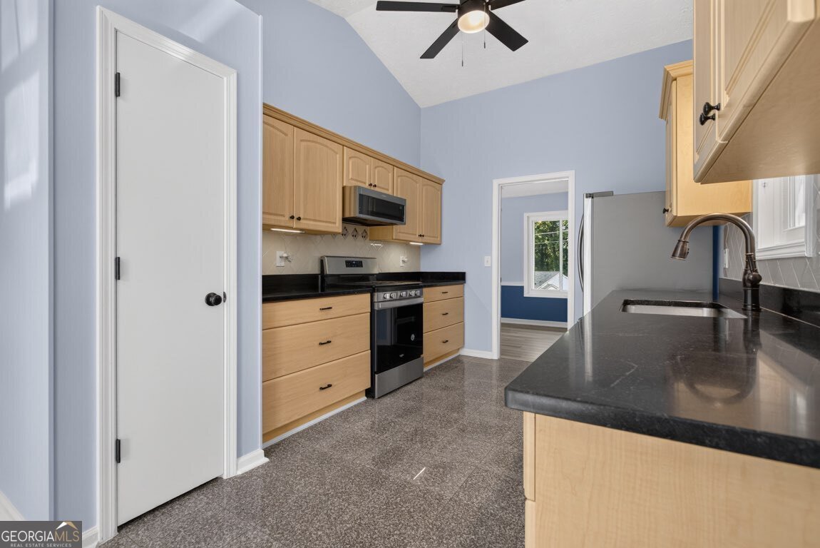 908 River Rock Drive Woodstock - Photo 18