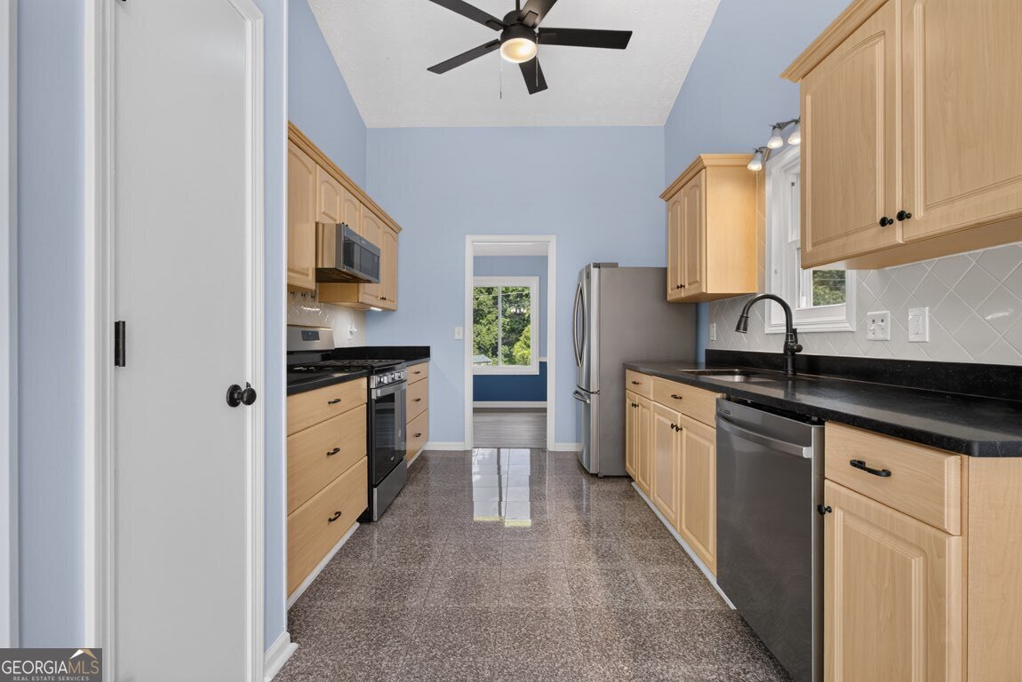 908 River Rock Drive Woodstock - Photo 19