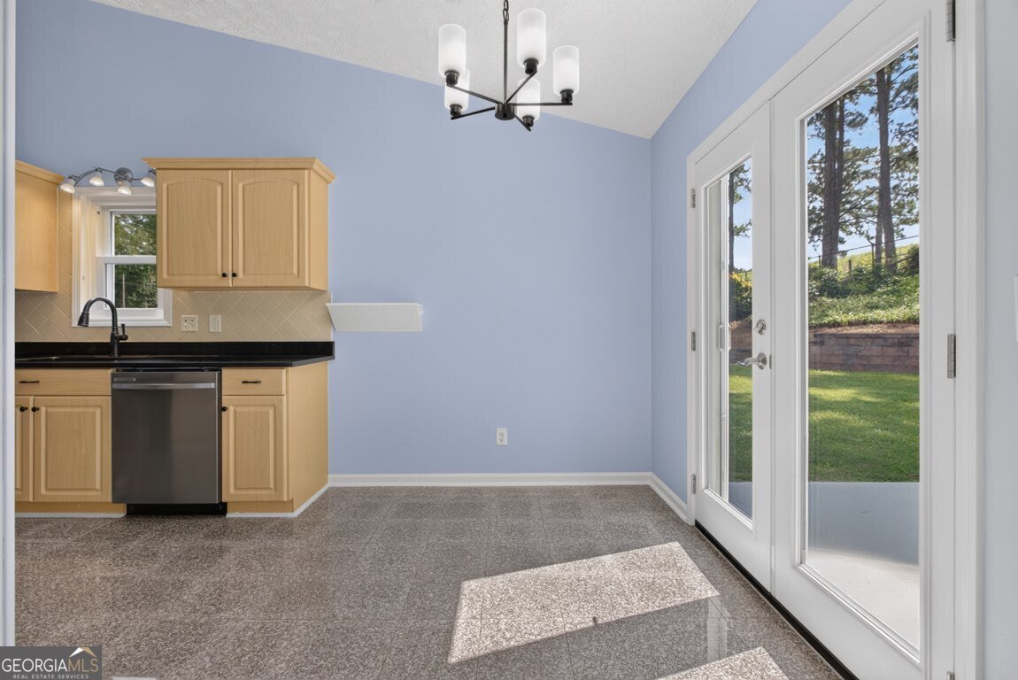908 River Rock Drive Woodstock - Photo 21