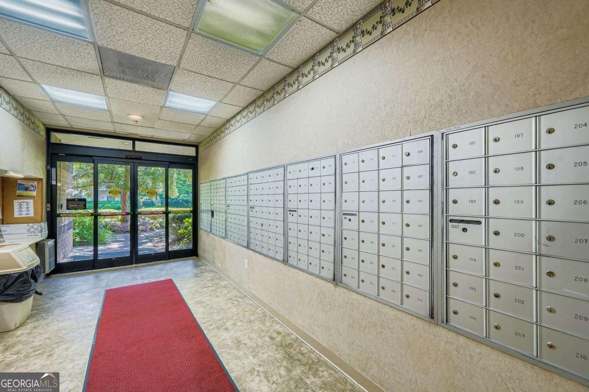 1800 Clairmont Lake Decatur - Photo 36