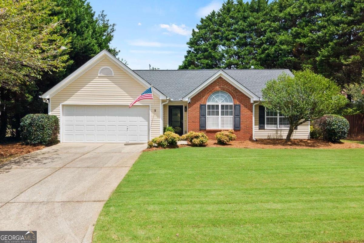 16 Ridge Water Lane Dawsonville - main photo