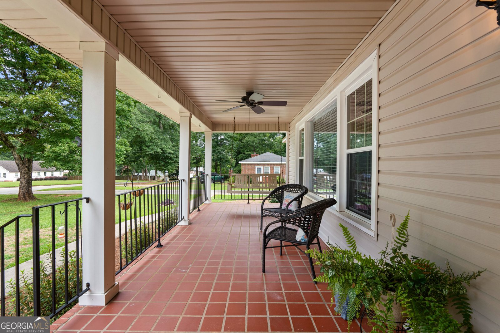 407 Thurston Avenue Thomaston - Photo 6