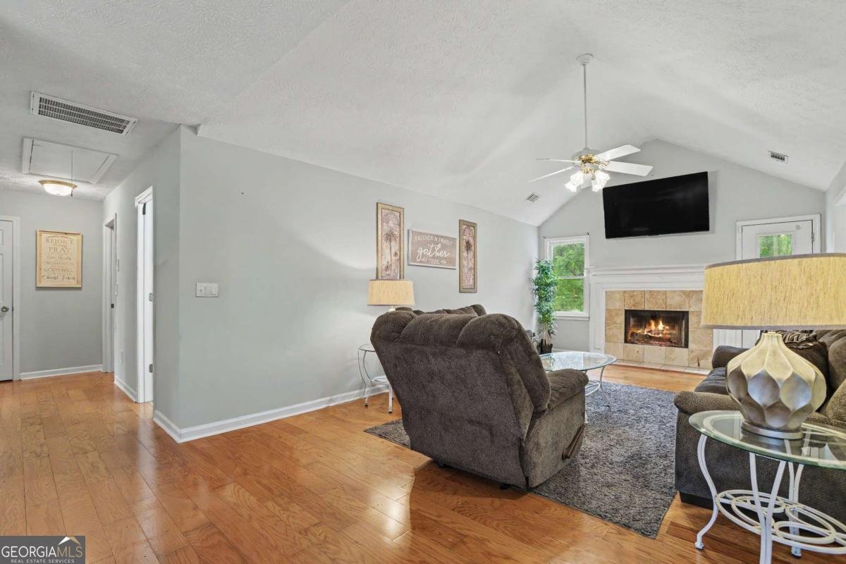 5643 Pipsissewa Drive Flowery Branch - Photo 6