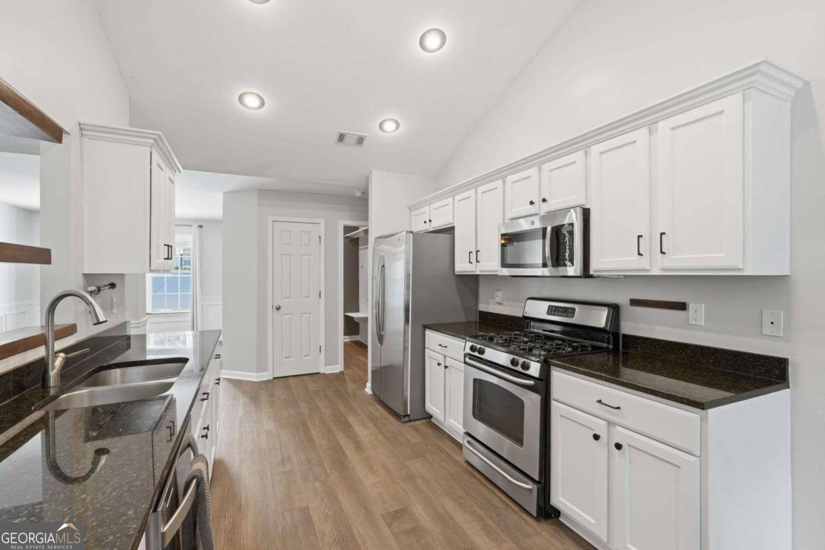 3522 Cameron Drive Gainesville - Photo 12