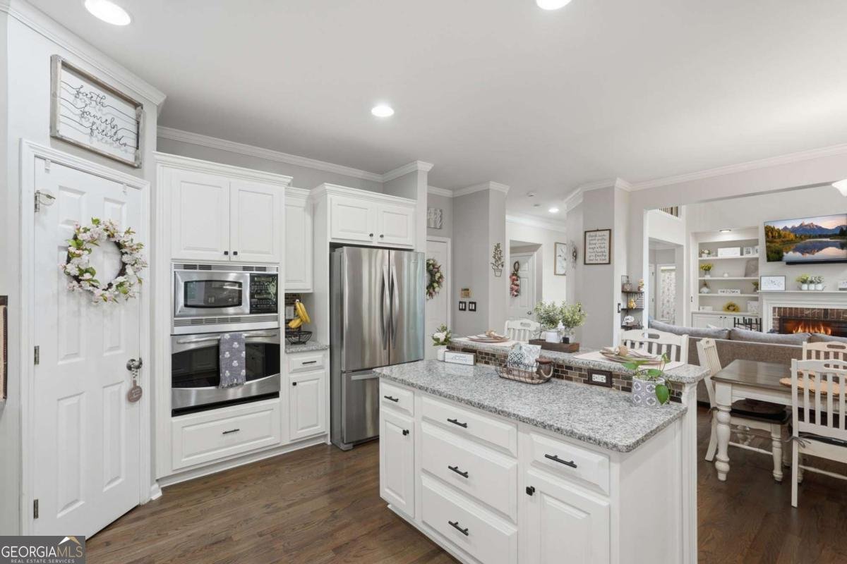 214 Glenbrook Lane Canton - Photo 16