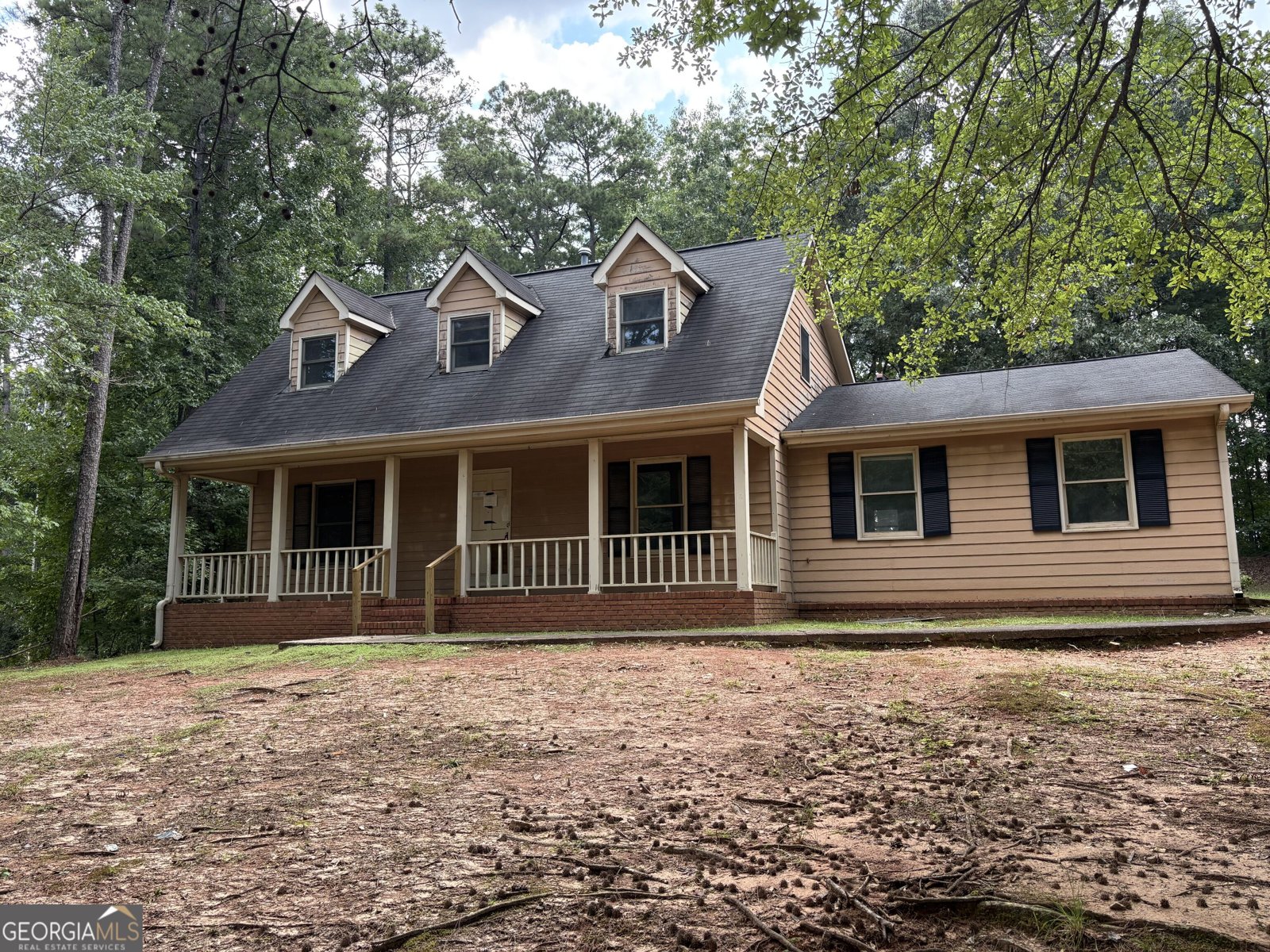 4785 Jones Road Fairburn - main photo