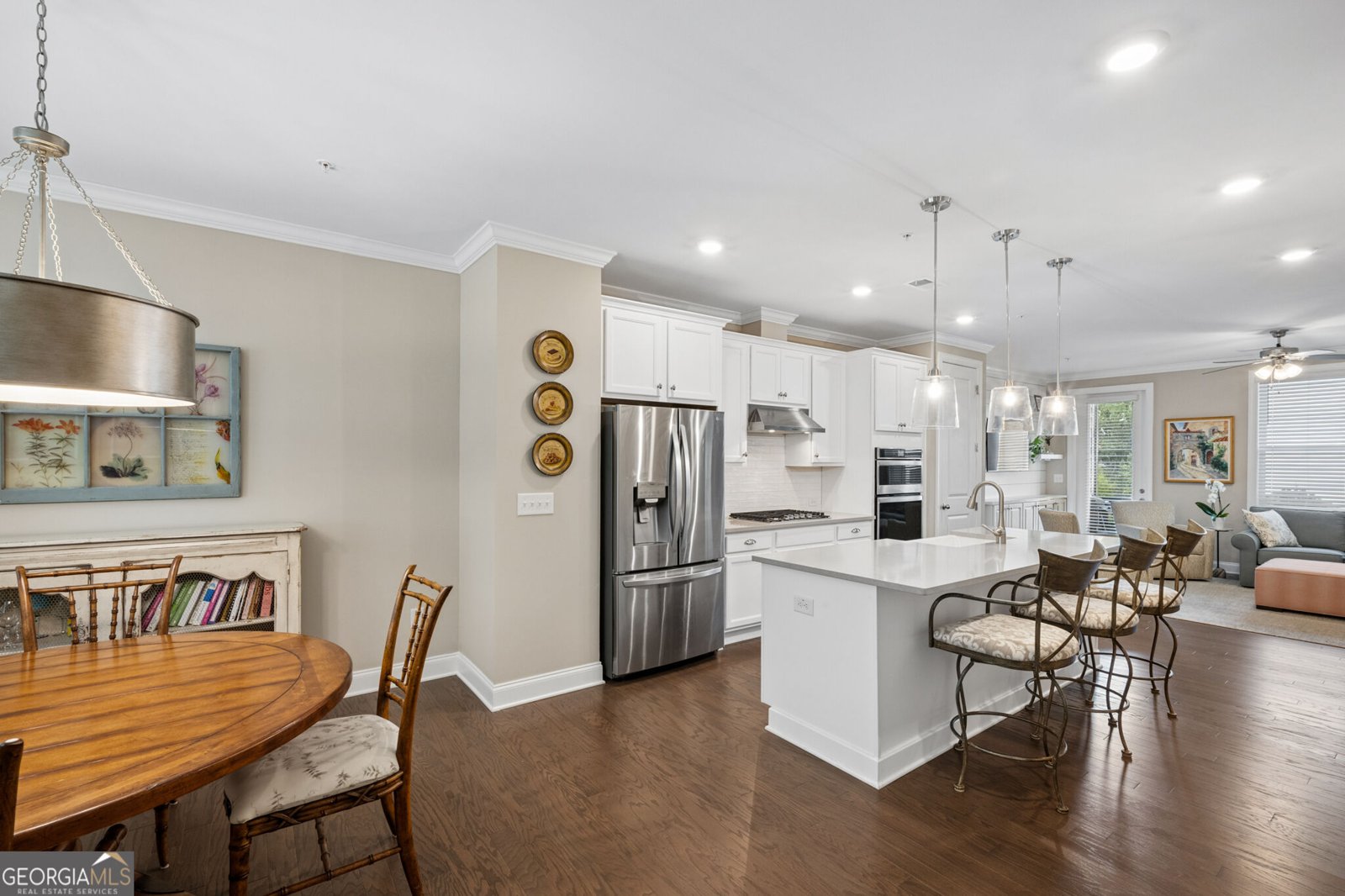 6540 Beacon Drive Sandy Springs - Photo 11