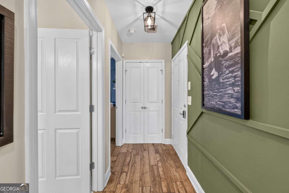 210 Creek View Lane Roswell - Photo 23