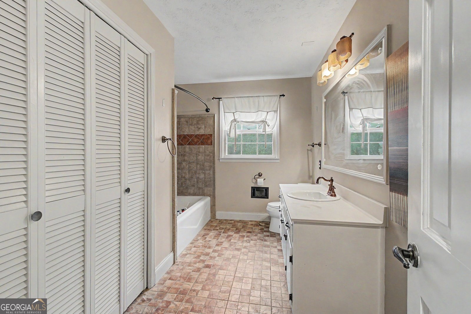 2069 Forest Dr Fayetteville - Photo 24