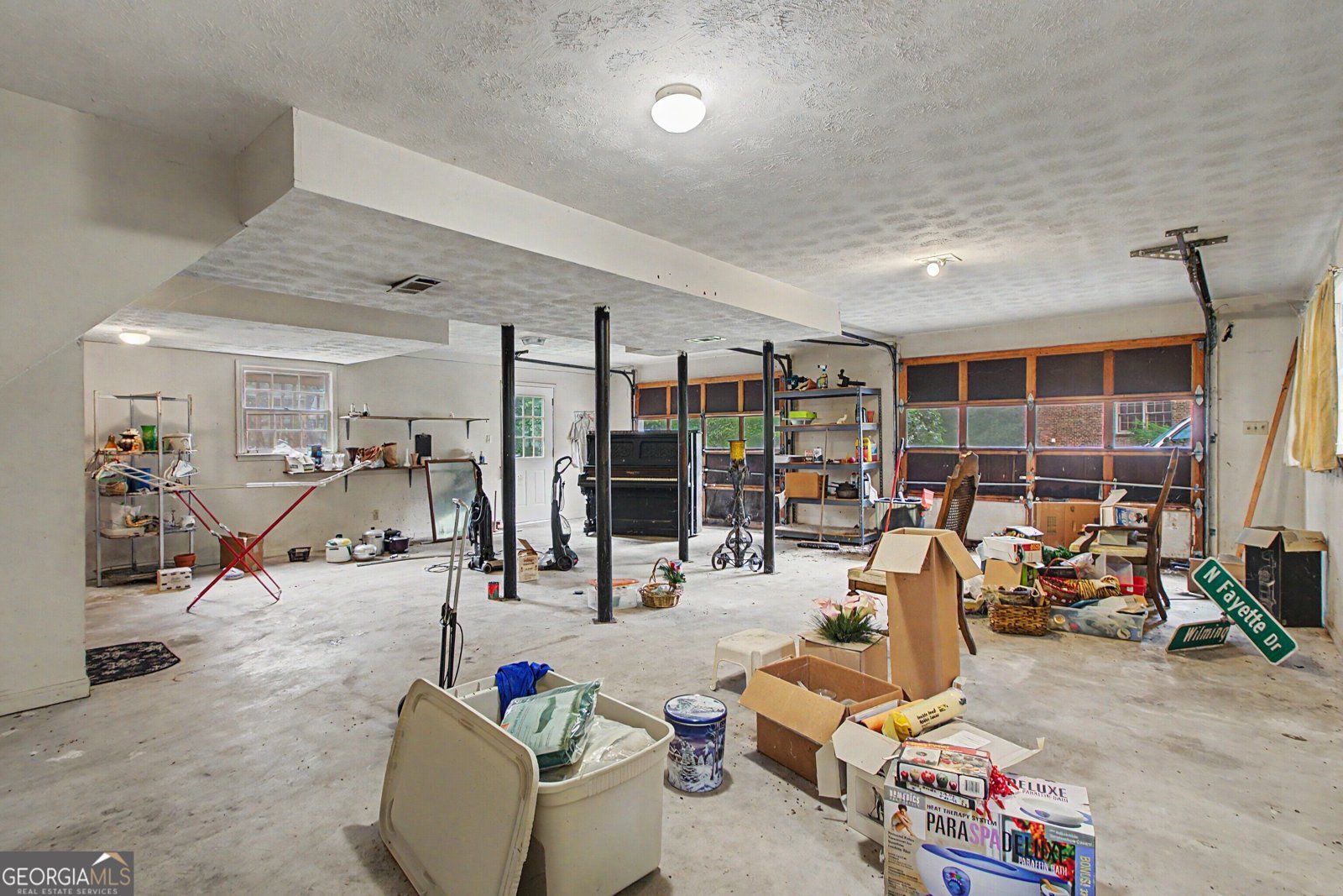 2069 Forest Dr Fayetteville - Photo 30