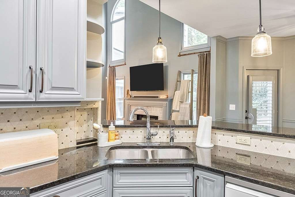 1325 Cameron Glen Drive Marietta - Photo 18