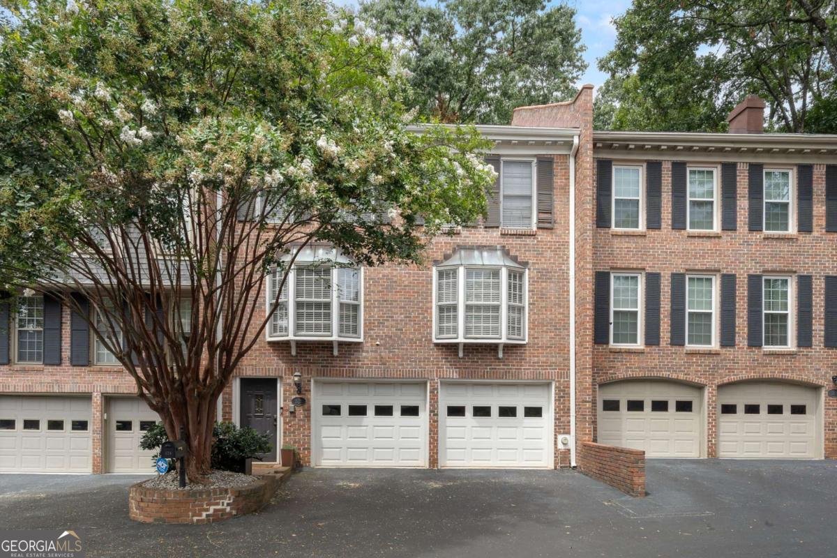 326 The Chace Sandy Springs - main photo